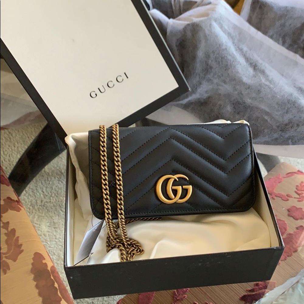 Gucci marmont super mini chain bag